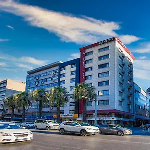 Kozan Hotel Esmirna